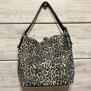 Jenn & Co. 2 in 1 Leopard Print Purse.